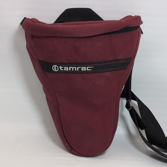 Tamrac Model 517 Burgundy Camera Case, Holster Style With Shoulder Strap Vintage - Picture 1 of 3